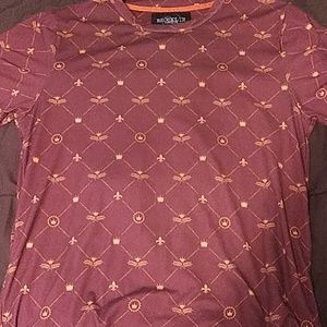 Burgandy t-shirt